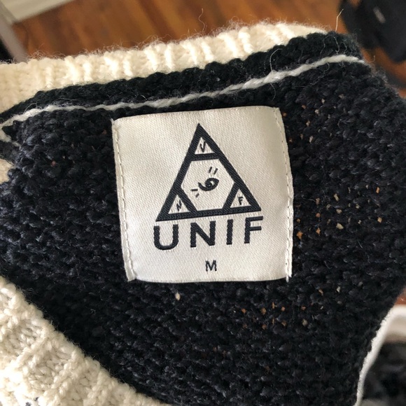 UNIF knit crop top - Picture 2 of 3